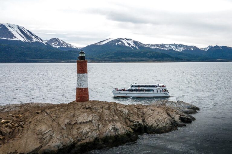 Farol Les Eclaireurs em Ushuaia: É o Verdadeiro Farol do Fim do Mundo?
