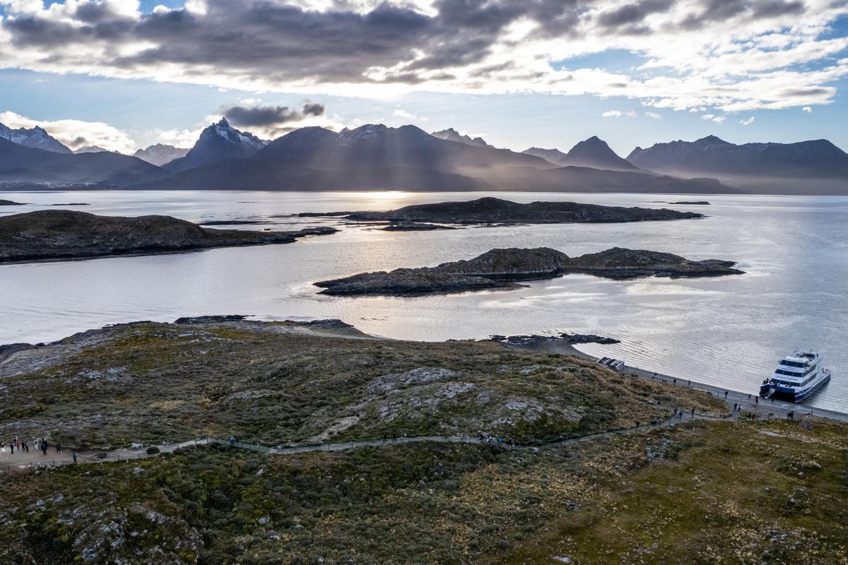 isla karelo desembarco