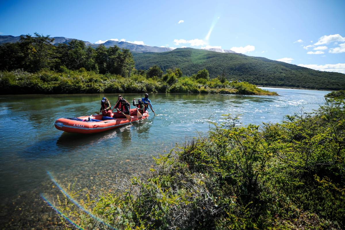 Navegando el Parque Nacional Tierra del Fuego