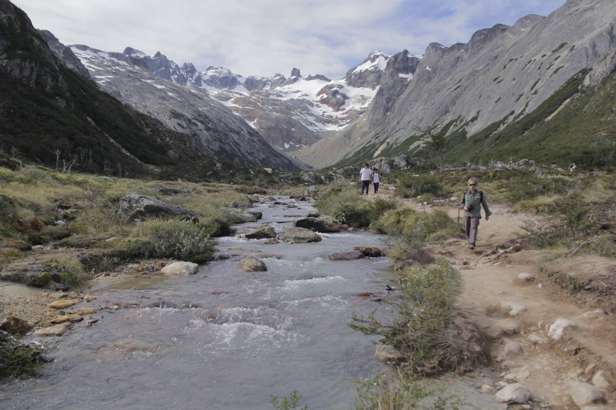 trekking en Ushuaia laguna esmeralda