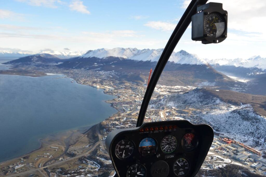 5 Sobrevoos Imperdíveis em Ushuaia: Helicóptero e Avião