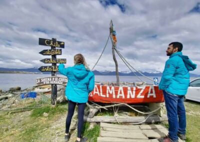 personas en almanza ushuaia