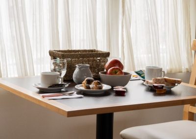 Mesa puesta casa Yiska