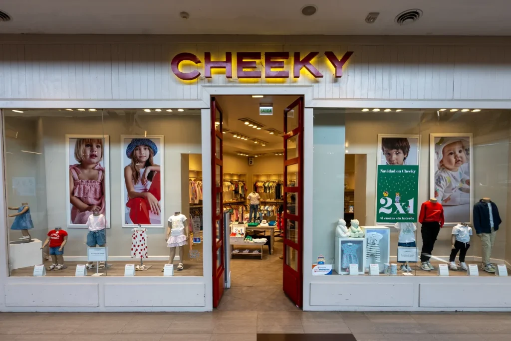 Cheeky – Paseo del Fuego Shopping