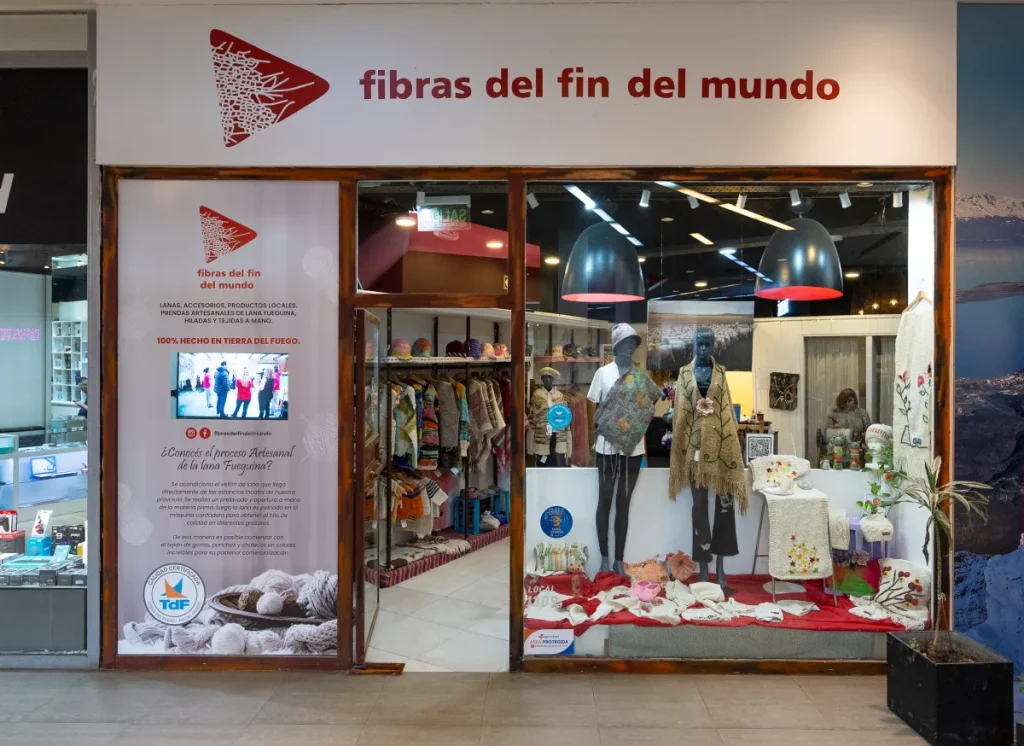 Fibras del Fin del Mundo – Paseo del Fuego Shopping