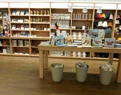 Imagen oficial de The Tourist Box, tienda de souvenirs y café en avenida San Martín de Ushuaia